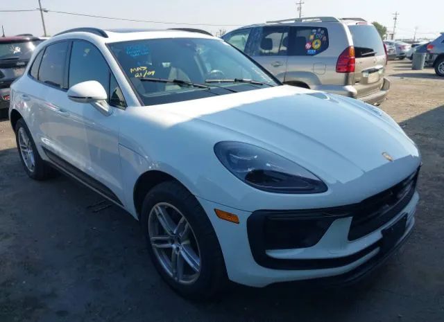 Porsche Macan (2023)