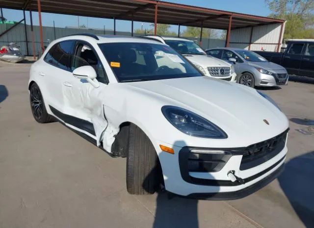 Porsche Macan (2023)