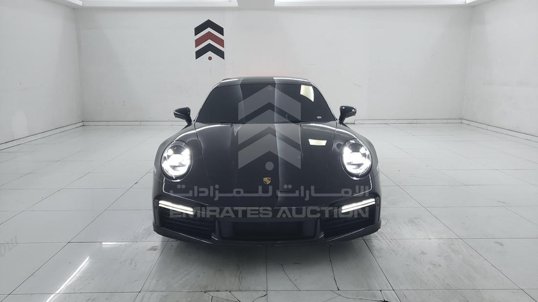 Porsche 911 (2023)