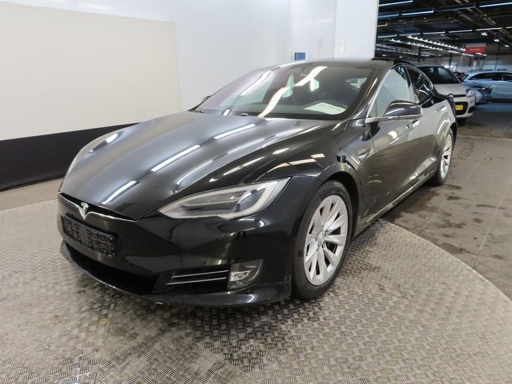 Tesla Model s (2018)