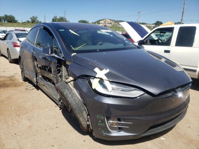 Tesla Model x (2020)