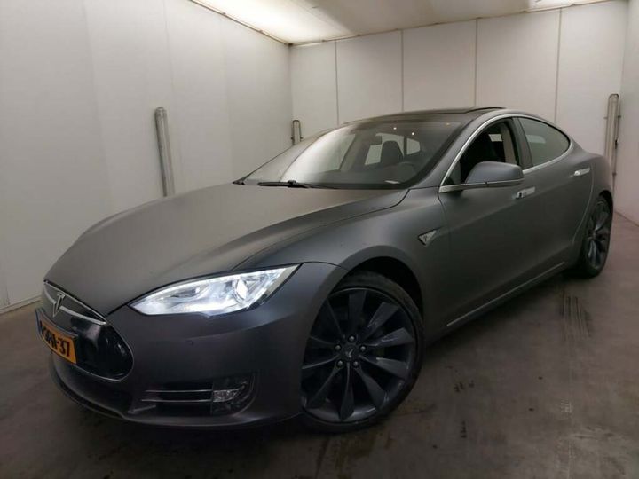 Tesla Model (2013)
