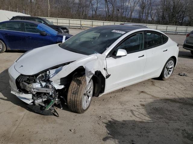 Tesla Model 3 (2022)