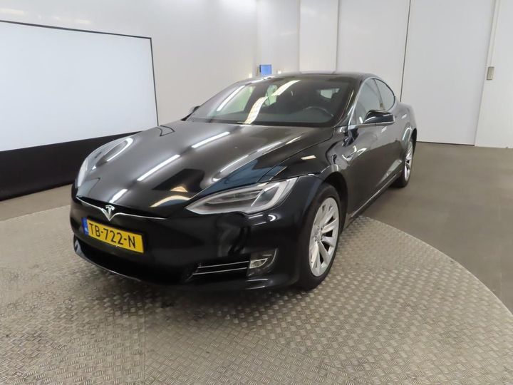 Tesla Model s (2018)