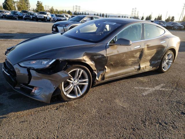 Tesla Model s (2016)