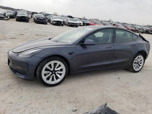Tesla Model 3 (2022)