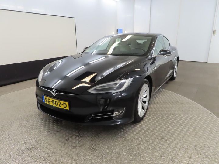 Tesla Model s (2018)
