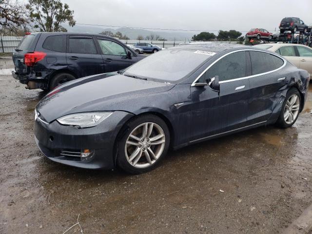 Tesla Model s (2015)