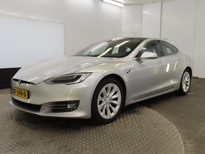 Tesla Model s (2018)
