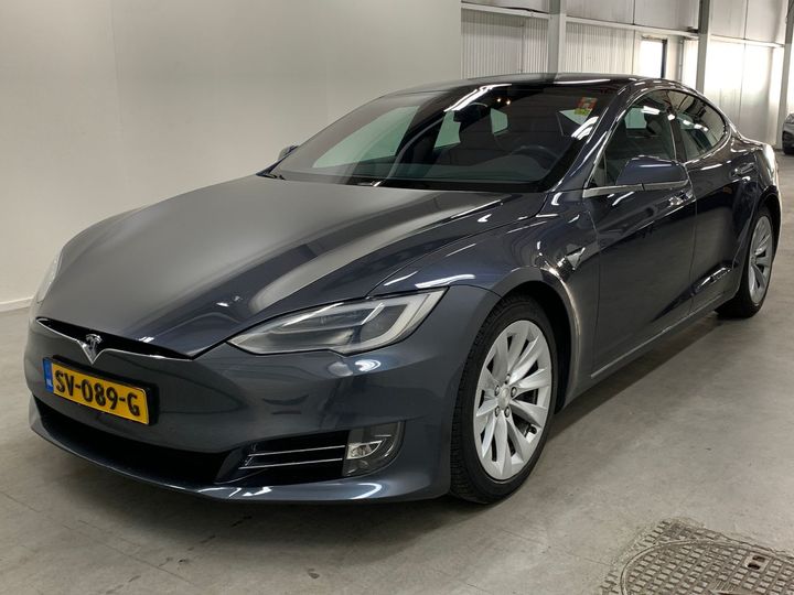 Tesla Model s (2018)