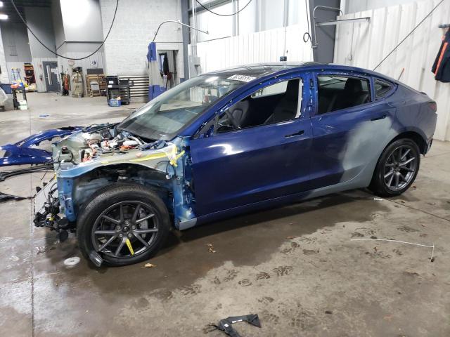Tesla Model 3 (2022)