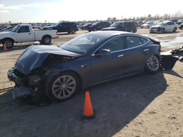 Tesla Model s (2019)