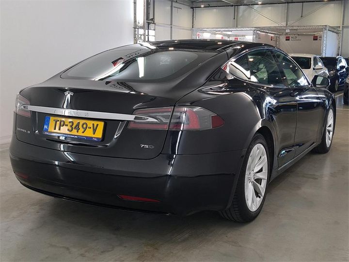 Tesla Model s (2018)