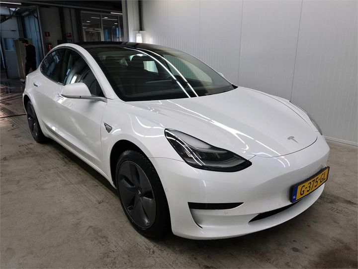 Tesla 3 (2019)
