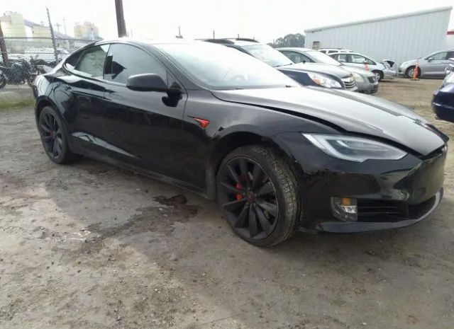 Tesla Model s (2016)
