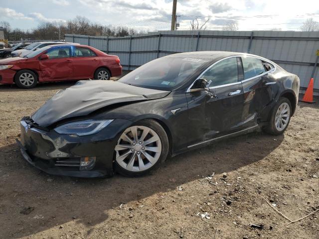 Tesla Model s (2018)