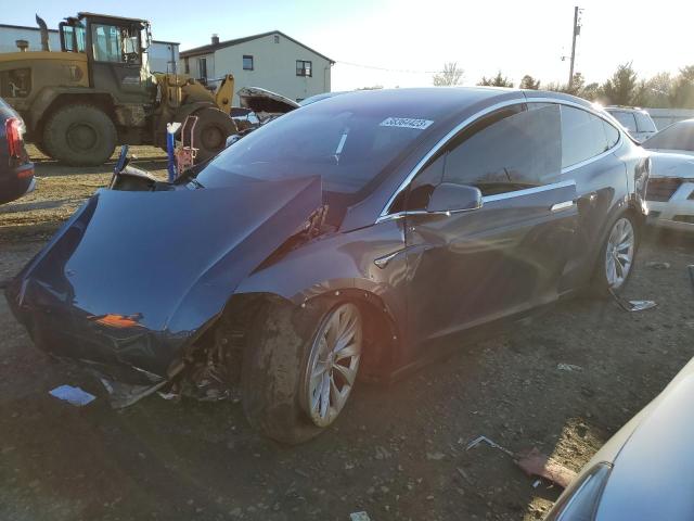 Tesla Model x (2020)