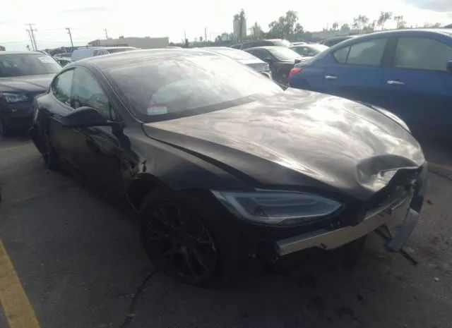 Tesla Model s (2021)