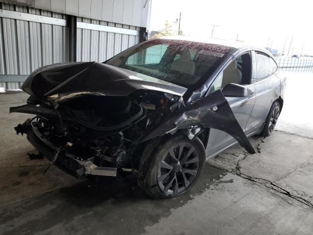 Tesla Model x (2022)
