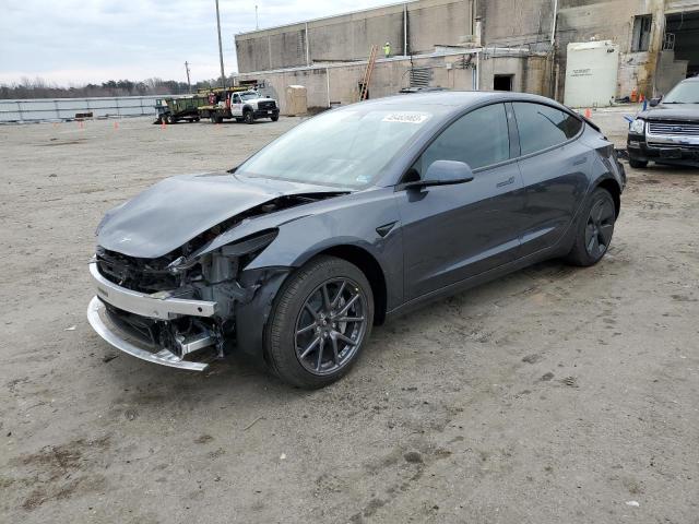 Tesla Model 3 (2022)