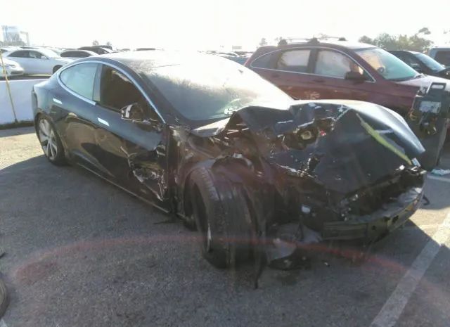 Tesla Model s (2021)