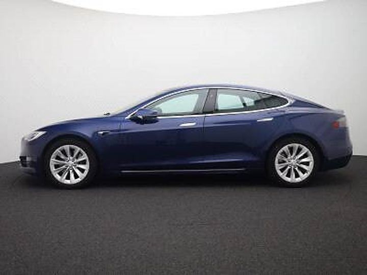 Tesla Model s (2018)