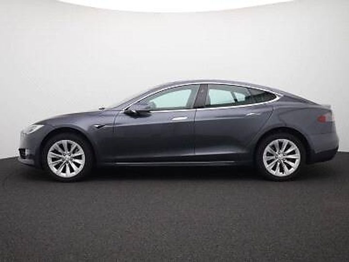 Tesla Model s (2018)