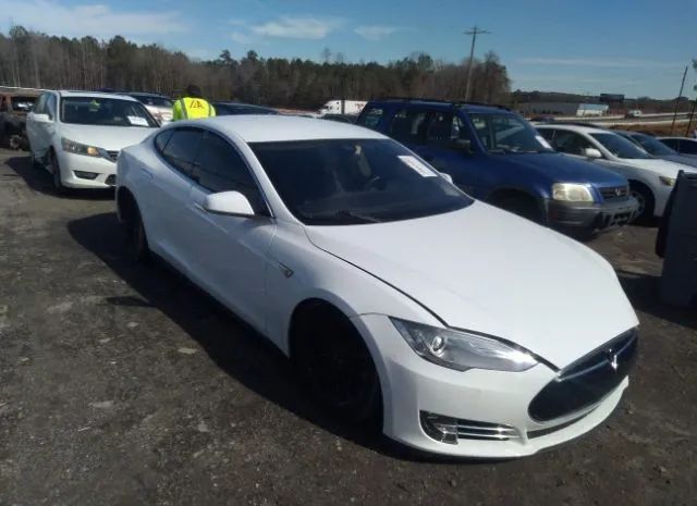Tesla Model s (2015)