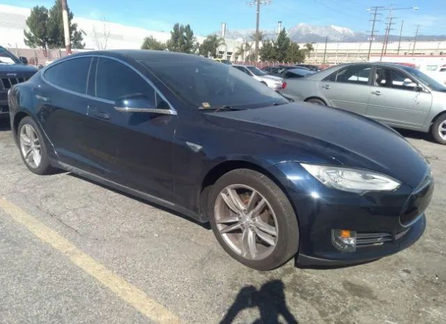 Tesla Model s (2013)
