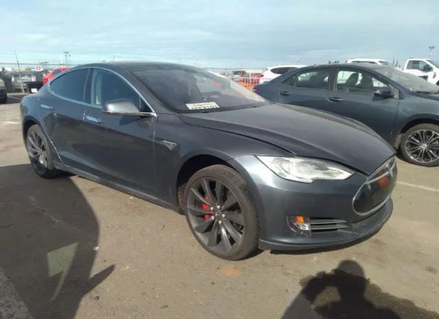 Tesla Model s (2014)