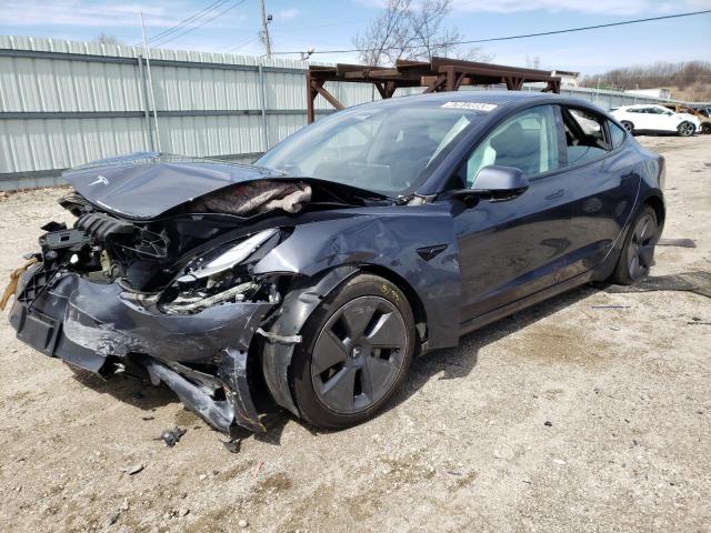 Tesla Model 3 (2022)
