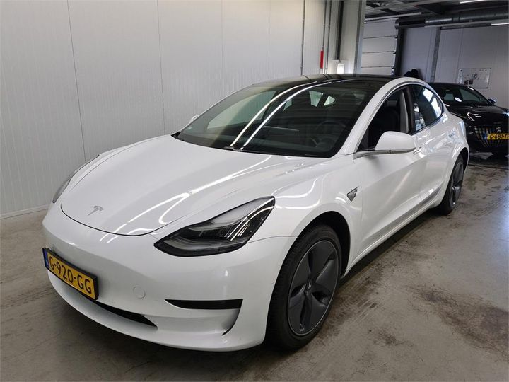 Tesla 3 (2019)