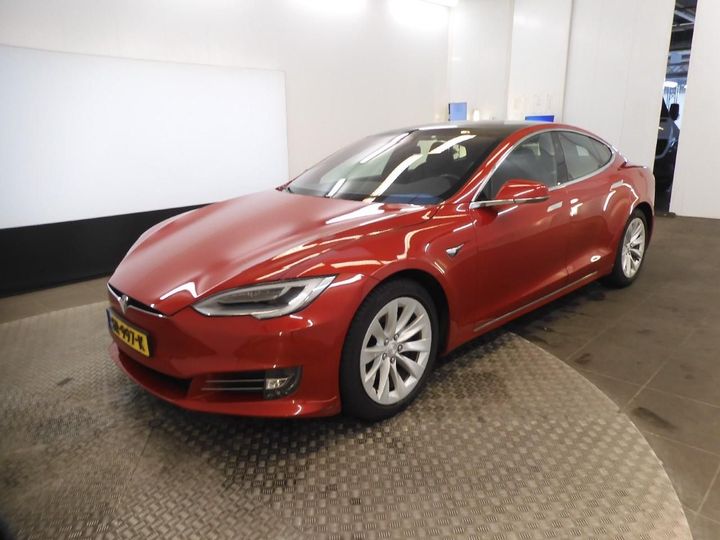 Tesla Model s (2018)