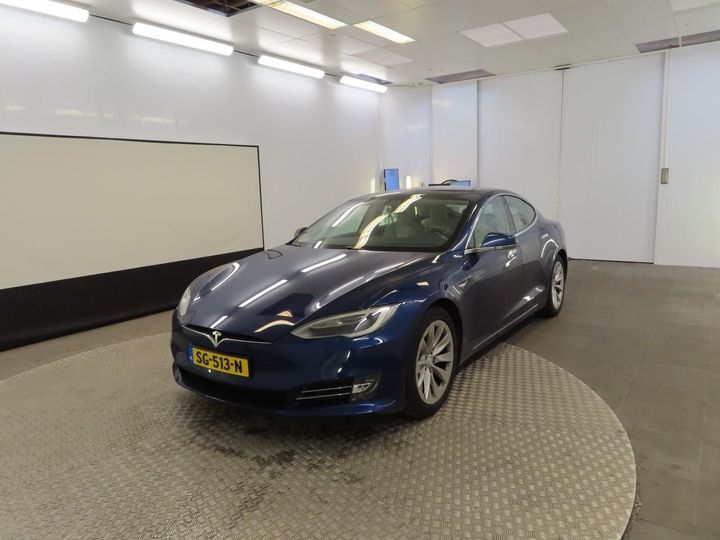 Tesla Model s (2018)