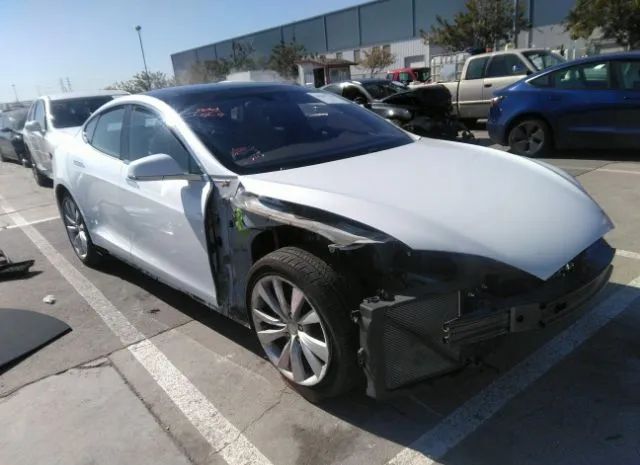 Tesla Model s (2016)