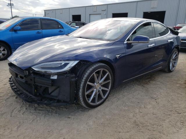 Tesla Model s (2017)