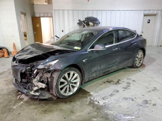 Tesla Model 3 (2018)