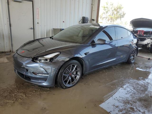 Tesla Model 3 (2021)