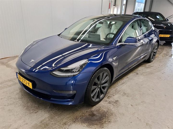 Tesla 3 (2019)