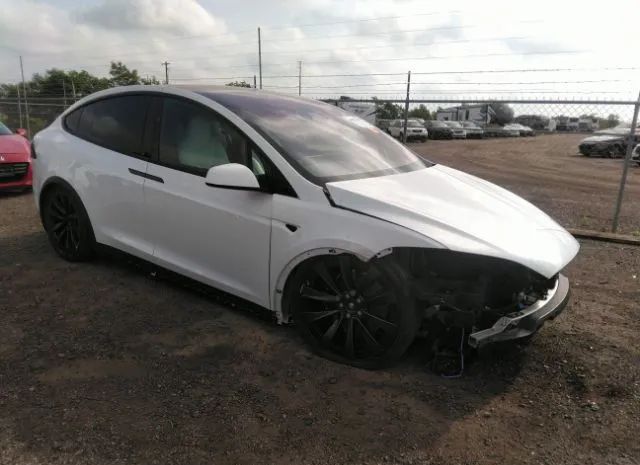 Tesla Model x (2022)