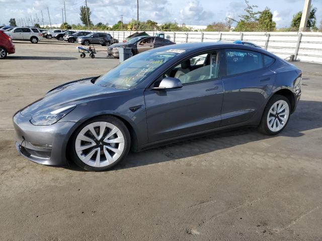 Tesla Model 3 (2022)