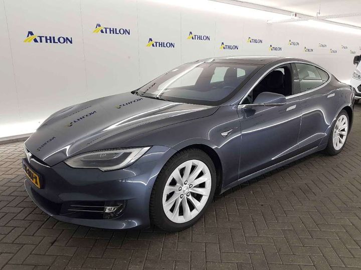 Tesla Model s (2018)