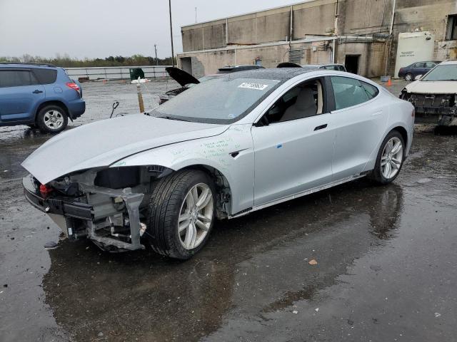 Tesla Model s (2013)