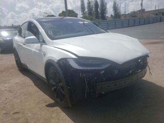 Tesla Model x (2017)