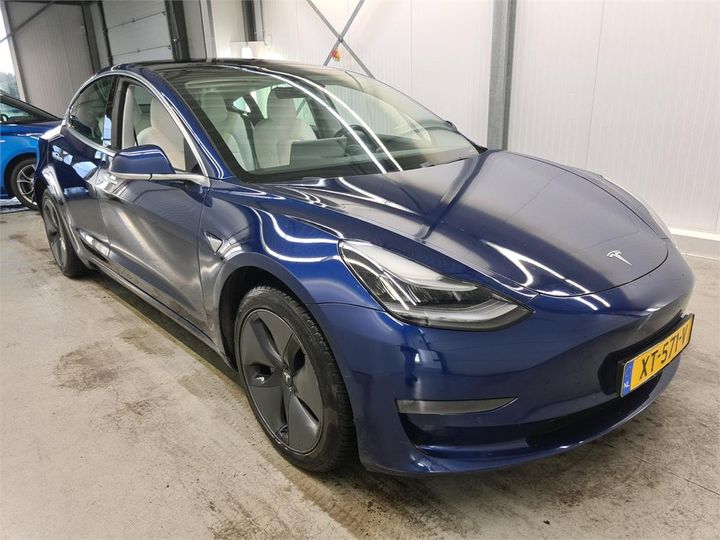 Tesla 3 (2019)