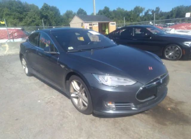 Tesla Model s (2015)