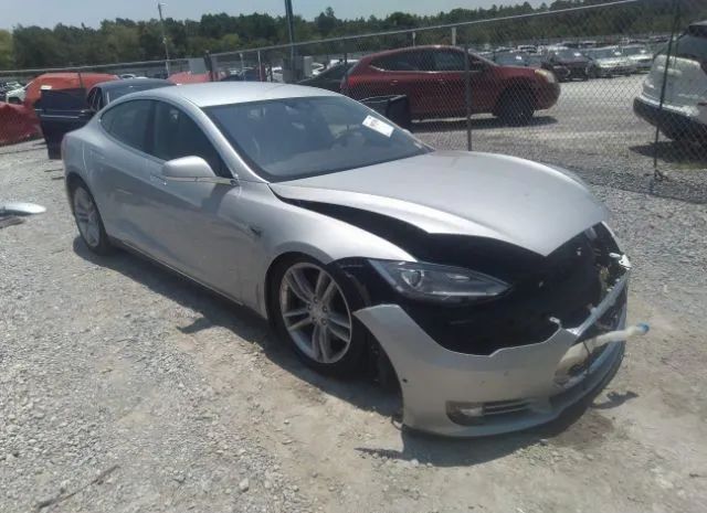 Tesla Model s (2016)