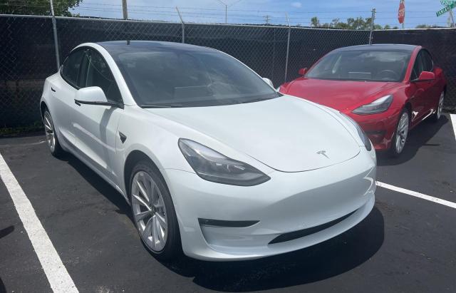 Tesla Model 3 (2022)