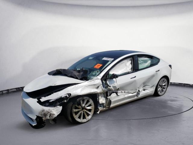 Tesla Model 3 (2022)