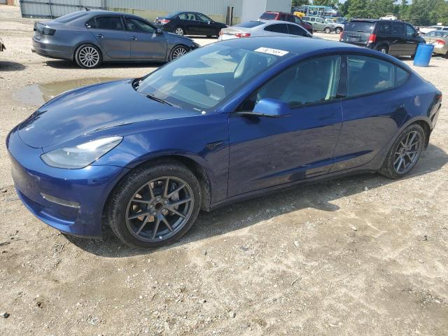 Tesla Model 3 (2022)